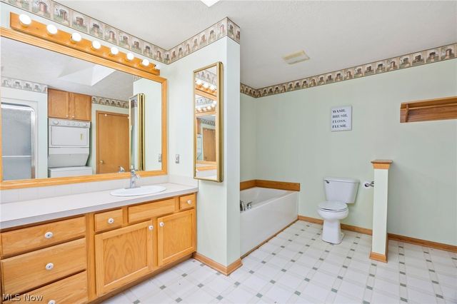 249 Waverly Avenue, Wadsworth, OH 44281