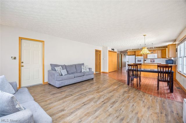 249 Waverly Avenue, Wadsworth, OH 44281