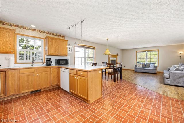 249 Waverly Avenue, Wadsworth, OH 44281