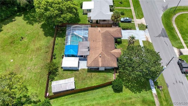 2174 W Gardenia Drive, Citrus Springs, FL 34434
