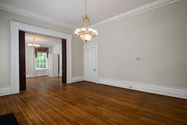 247 N Broadway Street 2, Lexington, KY 40507