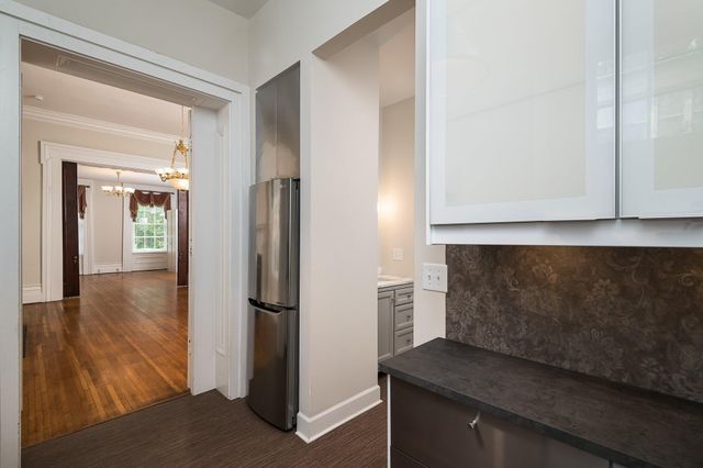 247 N Broadway Street 2, Lexington, KY 40507