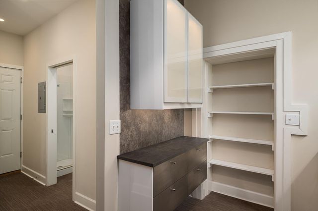 247 N Broadway Street 2, Lexington, KY 40507