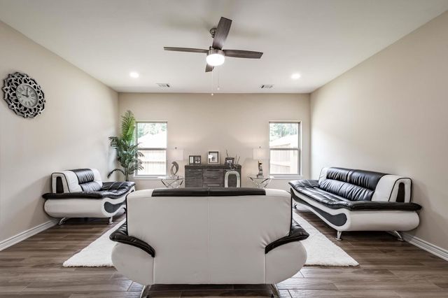 10610 Ellerston Road, Cleveland, TX 77327