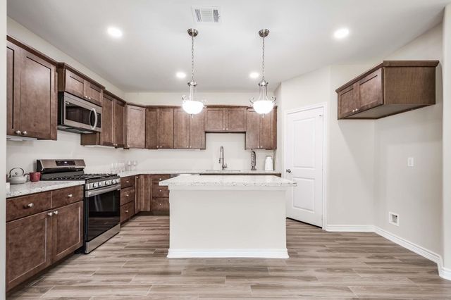 10610 Ellerston Road, Cleveland, TX 77327