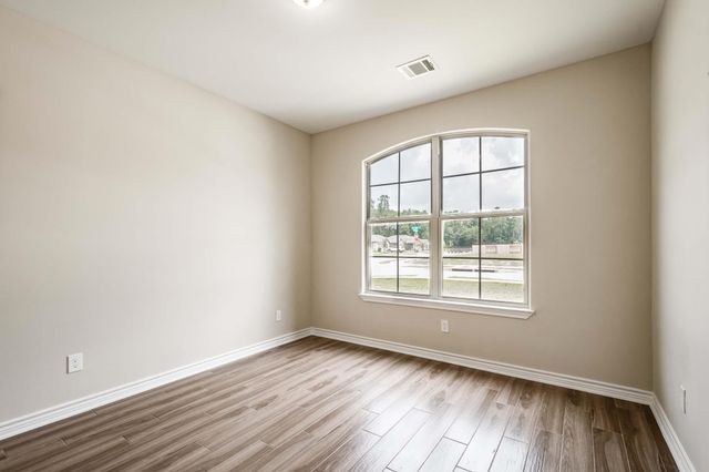 10610 Ellerston Road, Cleveland, TX 77327