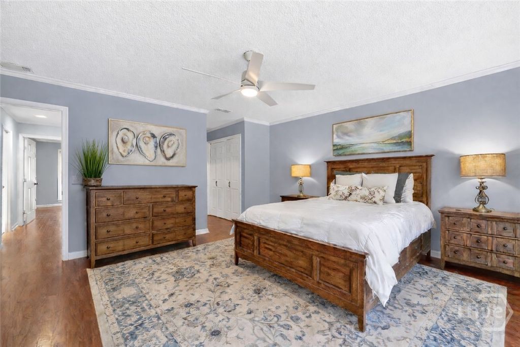 Image 12 of property listing at 105 Mercer Road, Savannah, GA 31411