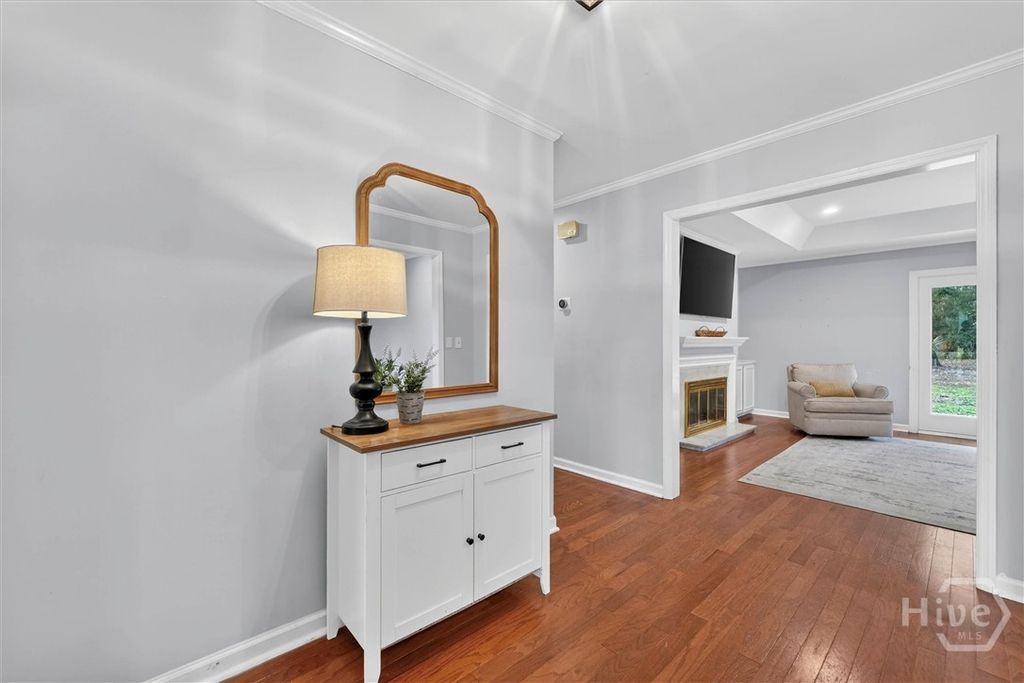 Image 25 of property listing at 105 Mercer Road, Savannah, GA 31411