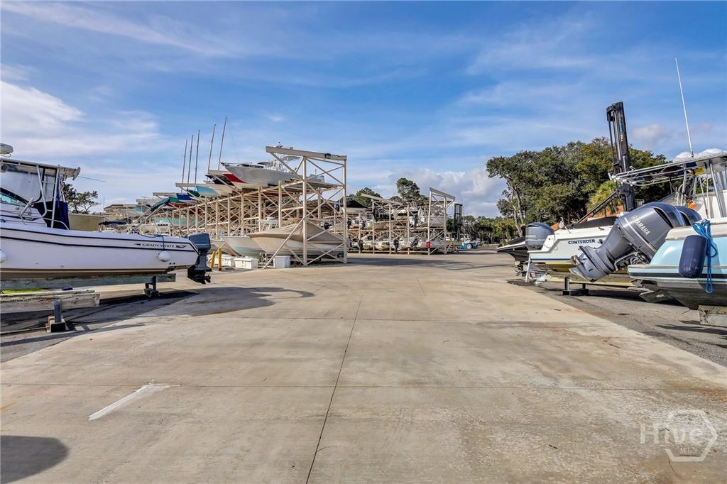 Image 30 of property listing at 105 Mercer Road, Savannah, GA 31411