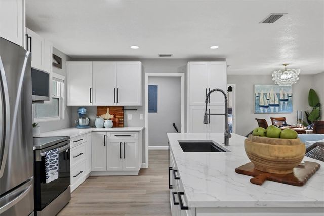 9221 29TH STREET E, Parrish, FL 34219