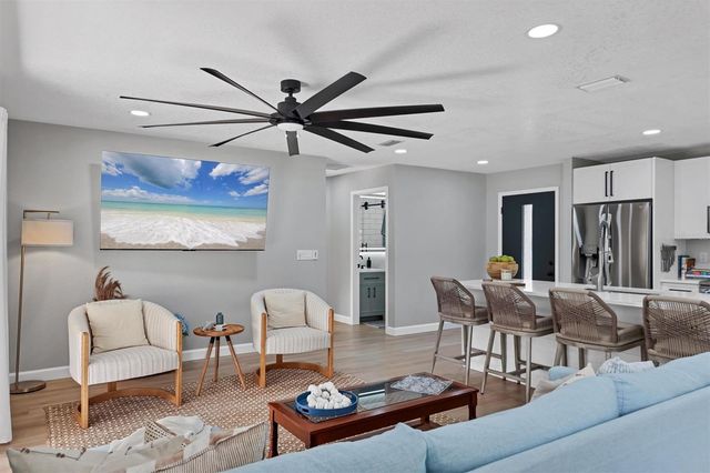 9221 29TH STREET E, Parrish, FL 34219