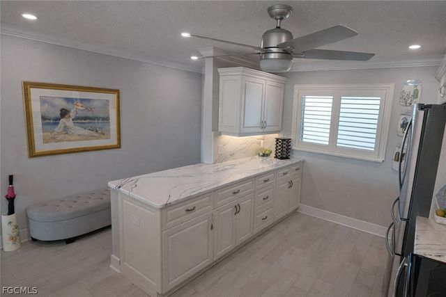 4309 Mariner WAY 405, Fort Myers, FL 33919