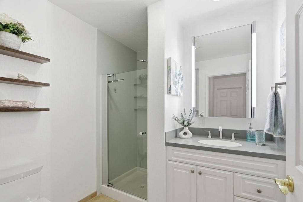 Image 19 of property listing at 5058 Cribari Vale, San Jose, CA 95135