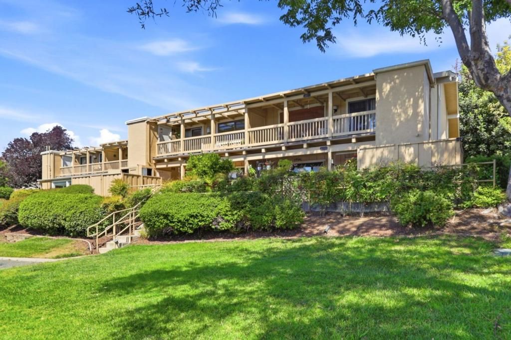 Image 29 of property listing at 5058 Cribari Vale, San Jose, CA 95135