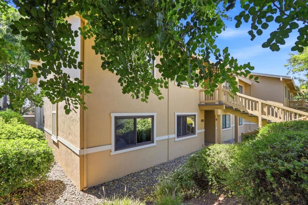 Image 36 of property listing at 5058 Cribari Vale, San Jose, CA 95135