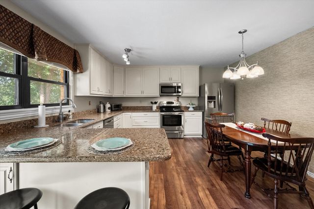 7016 Greenspring Drive, Arlington, TX 76016