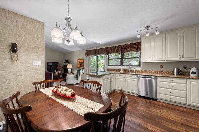 7016 Greenspring Drive, Arlington, TX 76016
