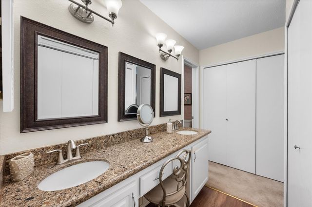 7016 Greenspring Drive, Arlington, TX 76016