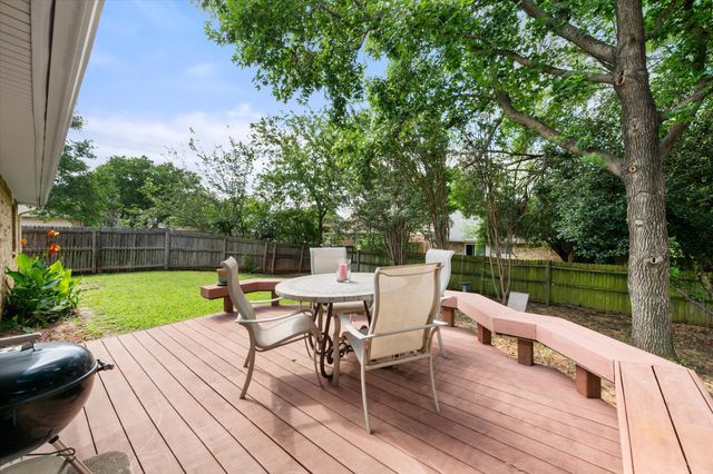 7016 Greenspring Drive, Arlington, TX 76016
