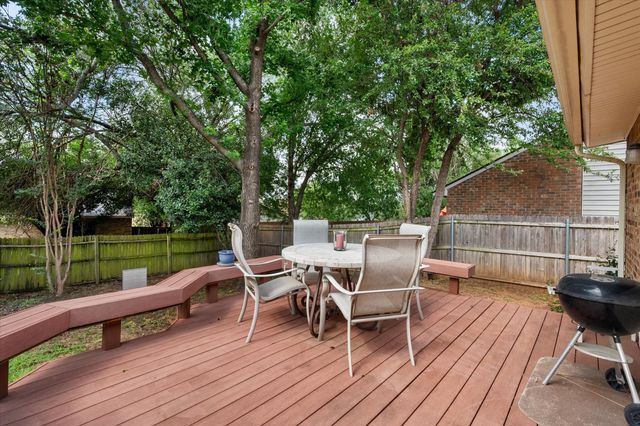 7016 Greenspring Drive, Arlington, TX 76016