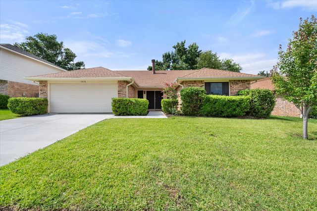7016 Greenspring Drive, Arlington, TX 76016