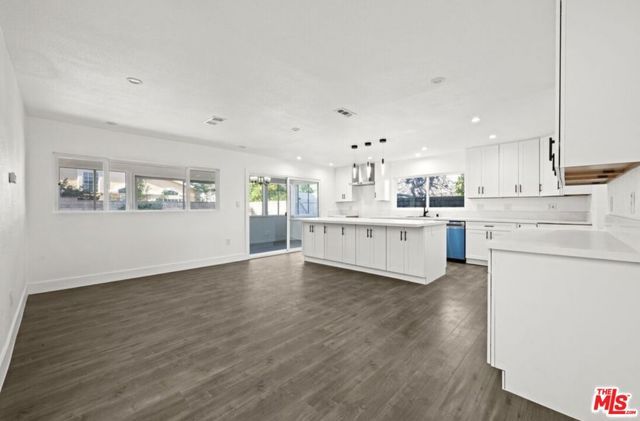 6257 Lindley Avenue, Los Angeles, CA 91335