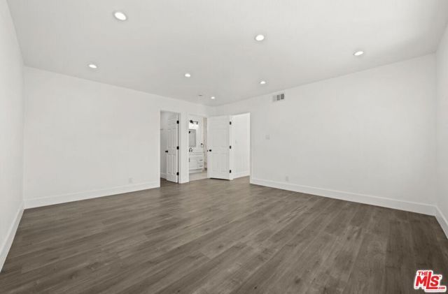 6257 Lindley Avenue, Los Angeles, CA 91335