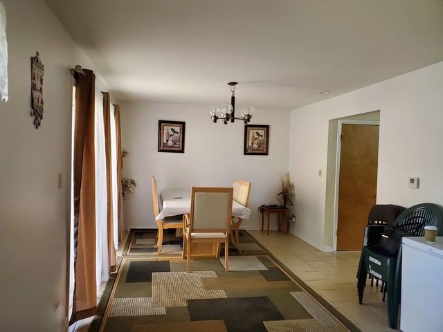 8052 W Lyons Street, Niles, IL 60714