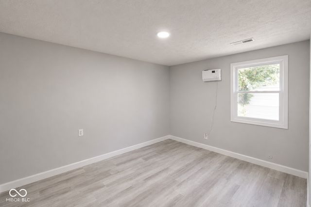 2504 Collier Street, Indianapolis, IN 46241