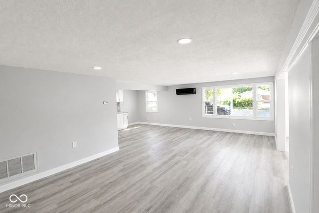 2504 Collier Street, Indianapolis, IN 46241