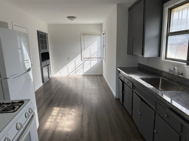 812 Maine Ave, Richmond, CA 94804