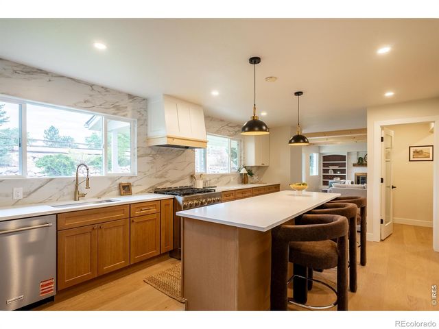 7706 S Madison Circle, Centennial, CO 80122