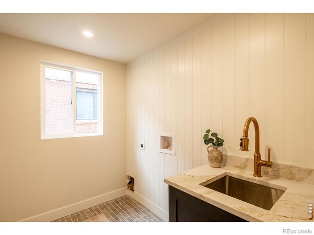 7706 S Madison Circle, Centennial, CO 80122