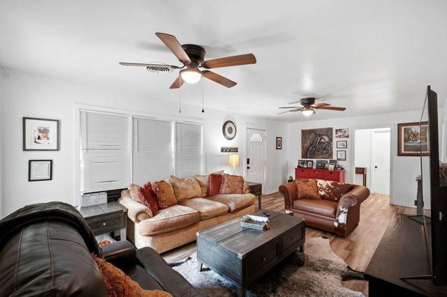107 Sayles Street, Brenham, TX 77833