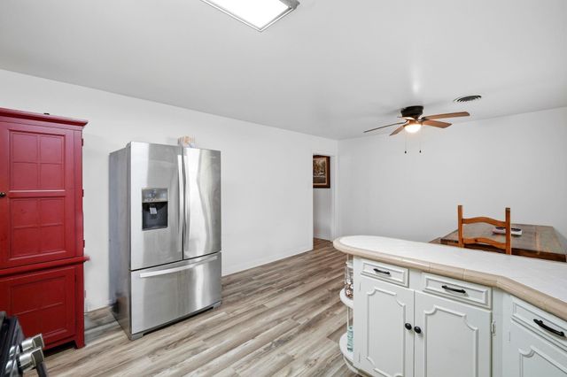 107 Sayles Street, Brenham, TX 77833