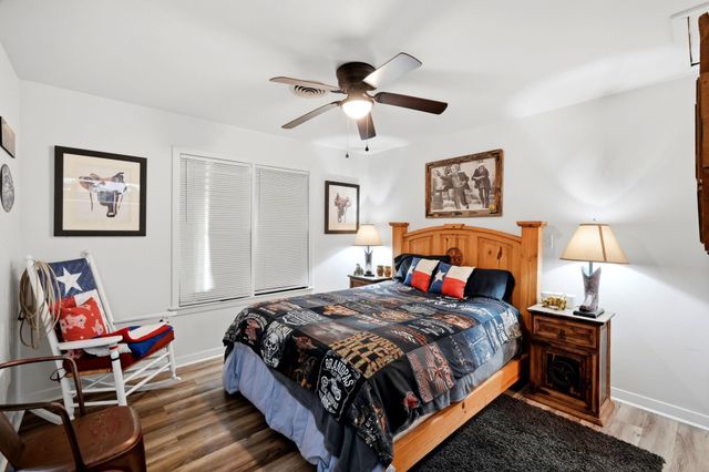 107 Sayles Street, Brenham, TX 77833