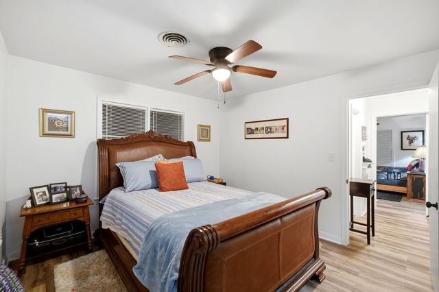 107 Sayles Street, Brenham, TX 77833
