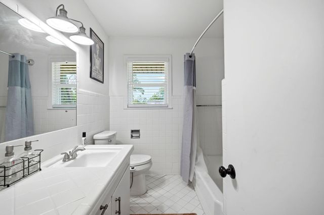 107 Sayles Street, Brenham, TX 77833