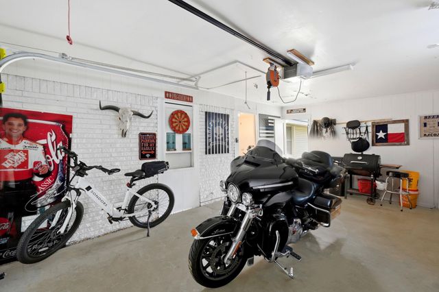 107 Sayles Street, Brenham, TX 77833