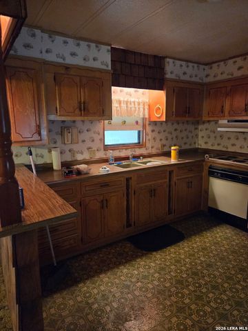 115 TIMBERLINE DR, Bandera, TX 78003