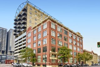 2000 Arapahoe Street 202, Denver, CO 80205