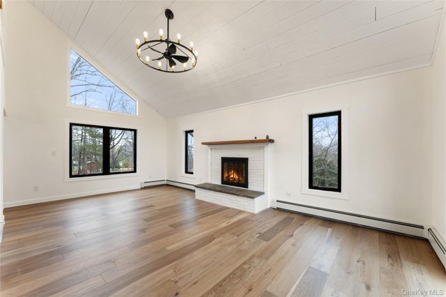 31 Rick Lane W, Cortlandt Manor, NY 10567