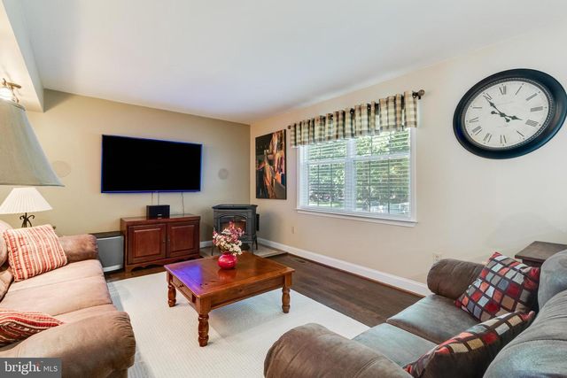 39263 PERSIMMON CREEK RD, Mechanicsville, MD 20659