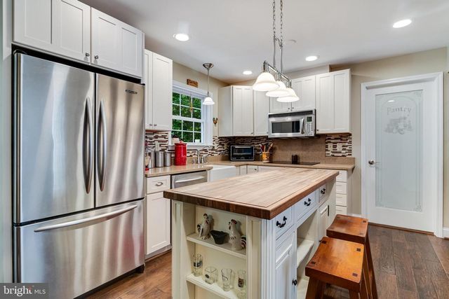 39263 PERSIMMON CREEK RD, Mechanicsville, MD 20659