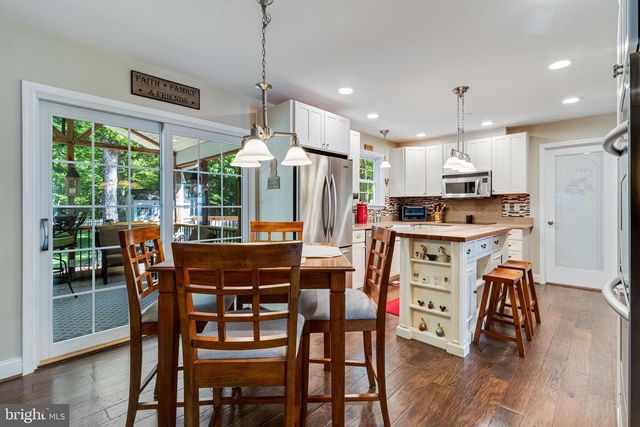 39263 PERSIMMON CREEK RD, Mechanicsville, MD 20659