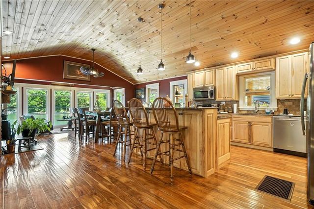 83 Twin Mountain Lake Circle, Talking Rock, GA 30175