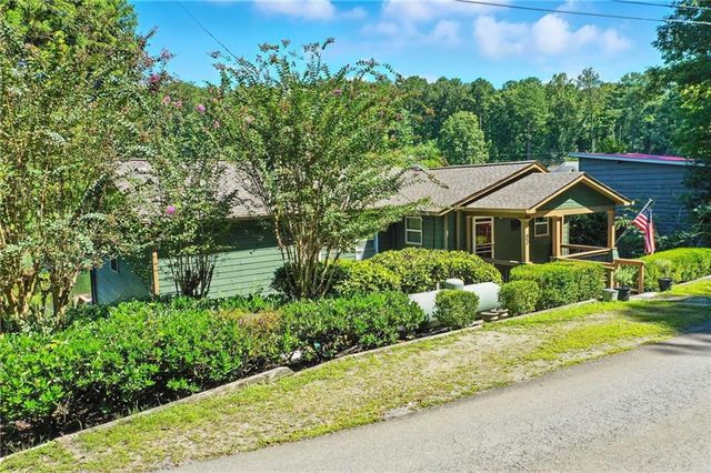 83 Twin Mountain Lake Circle, Talking Rock, GA 30175