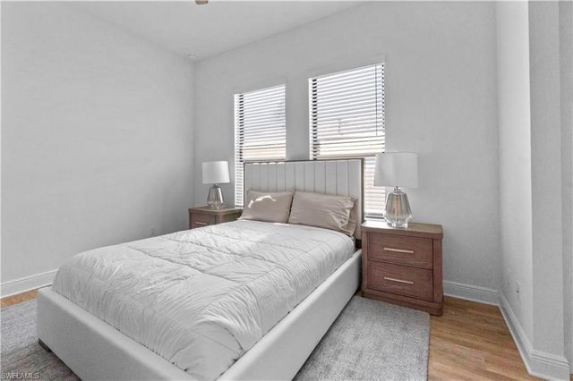 551 97th AVE N, Naples, FL 34108