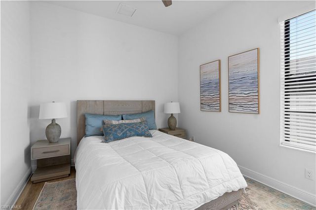 551 97th AVE N, Naples, FL 34108