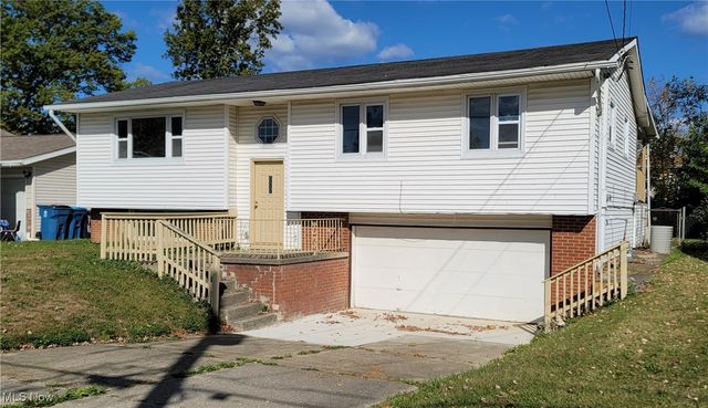 1951 E 39th Street, Lorain, OH 44055